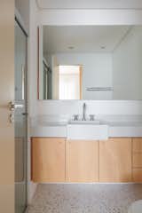 Suppliers: Architecture: Pro.a Arquitetos | Work: Eng. Carlos Nakazato | Flooring: Granitorre | Lighting: Reka | Box: Jeoglass | Joinery: Maria Joaquina | Curtains: Sol&Art | Metalwork: Trindade