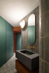 sink area
